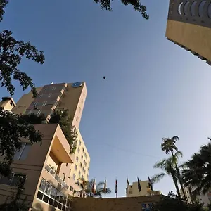 كوزموبوليتان 4* بيروت