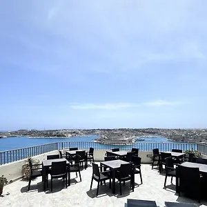Grand Harbour 2* Валетта